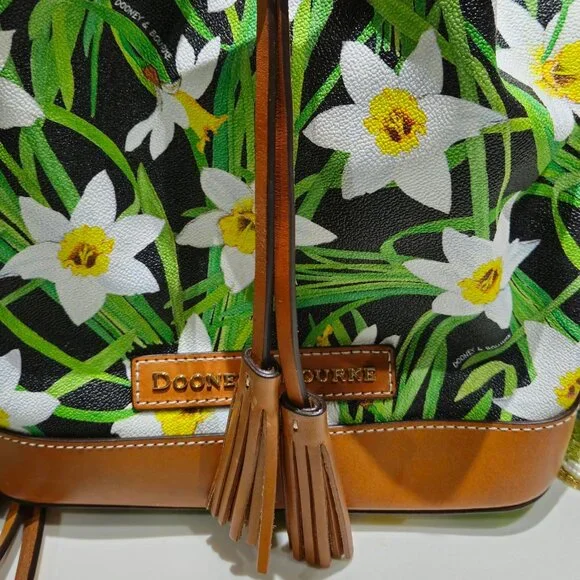 Dooney & Bourke Daffodil Drawstring Bucket Bag and Key Chain Purse - Picture 16 of 16
